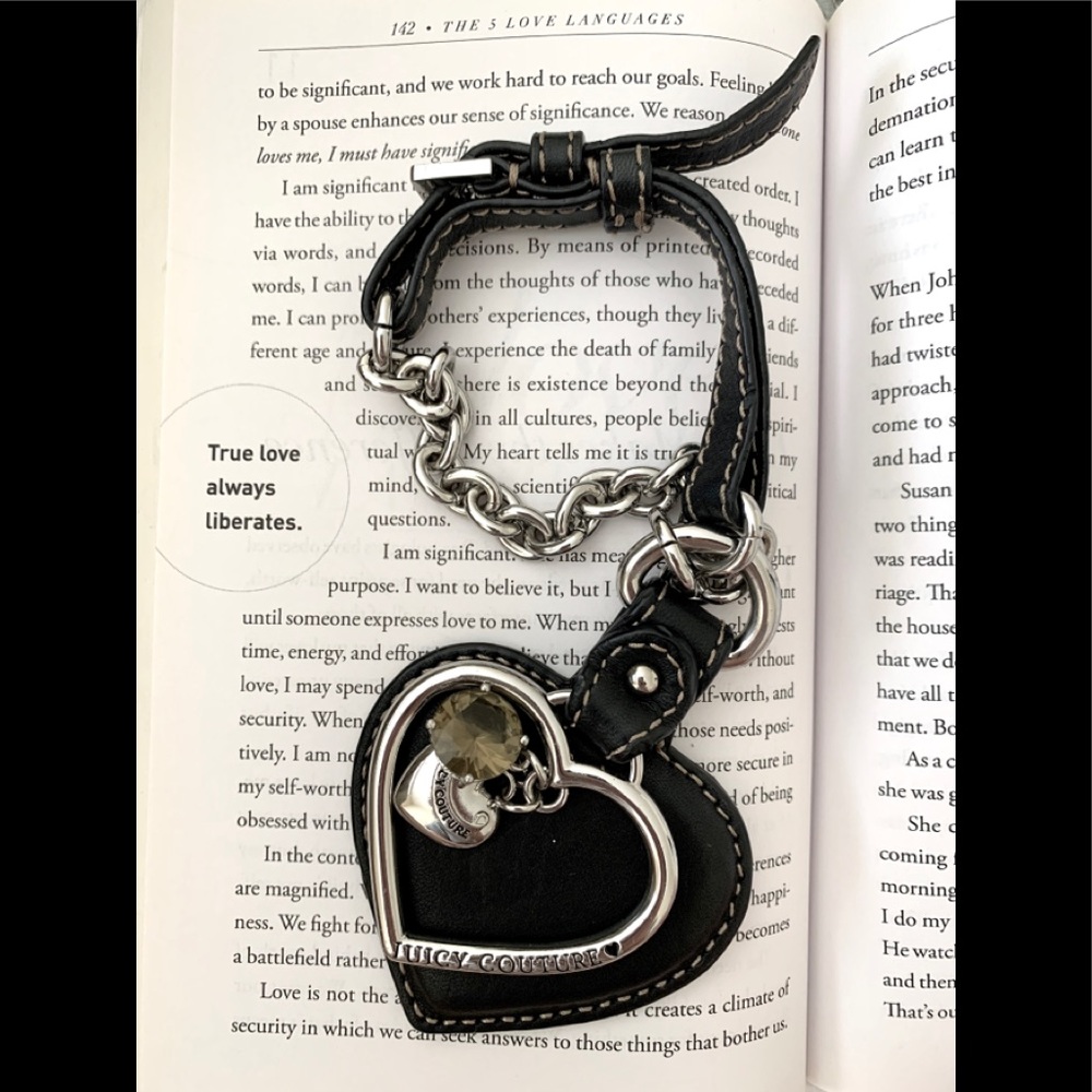 JUICY COUTURE KEYCHAIN HEART